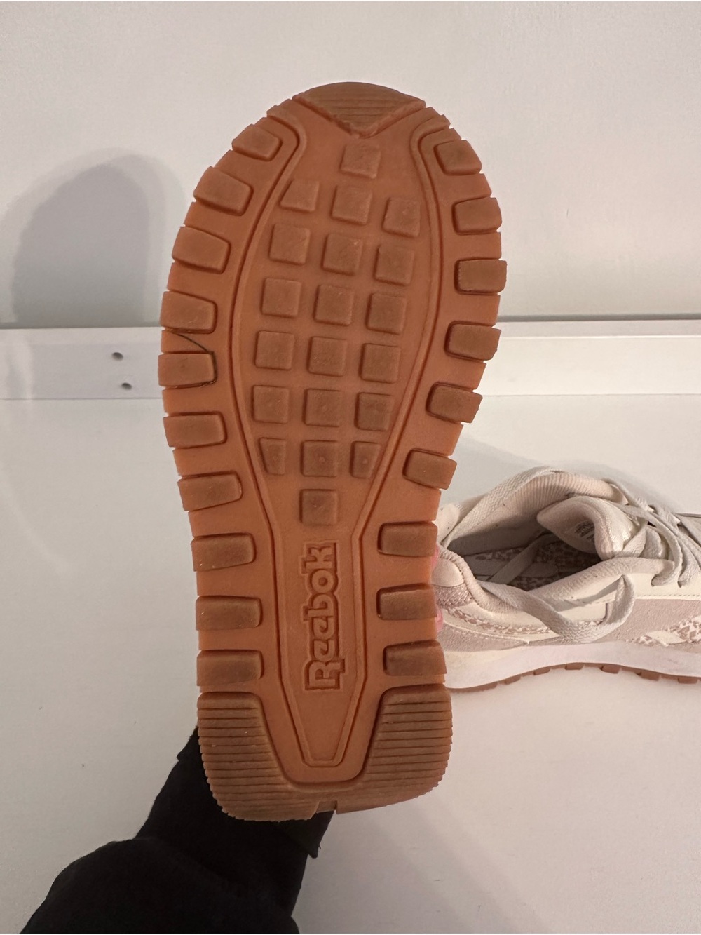 Reebok Kids Classic Sneakers - Size 2 - Picture 10 of 10